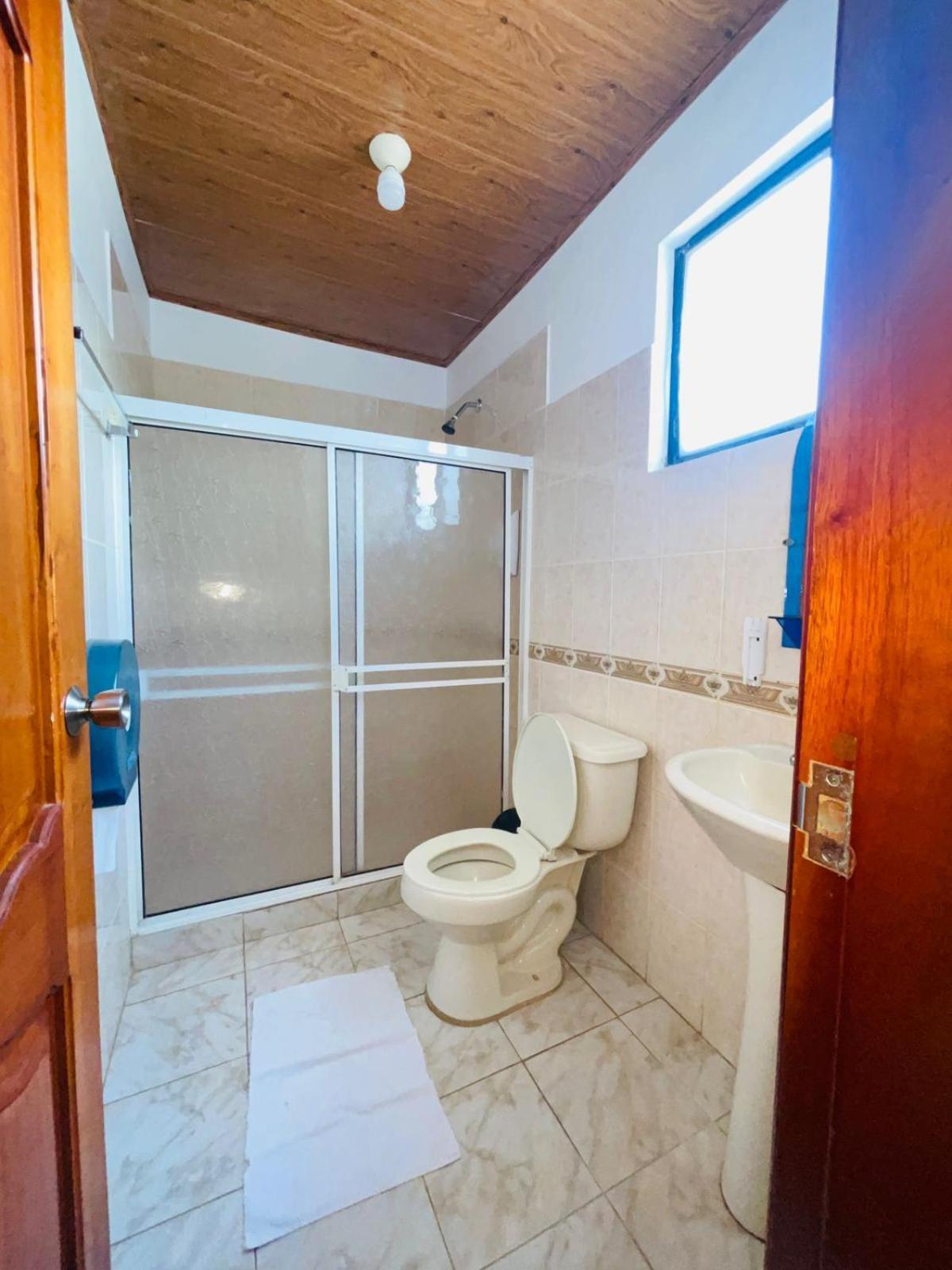 Casa Los Delfines Hotell Puerto Villamil Eksteriør bilde