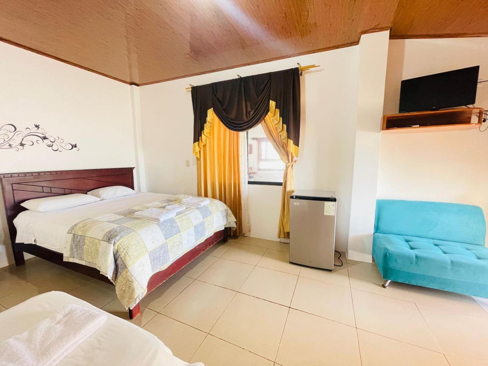 Casa Los Delfines Hotell Puerto Villamil Eksteriør bilde